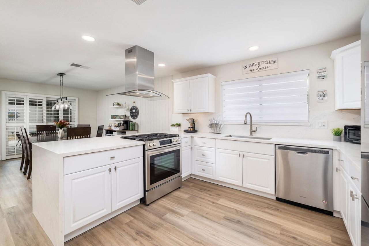 Single Story Minutes From Summerlin With Rv Parking & Dog Friendly Las Vegas Extérieur photo